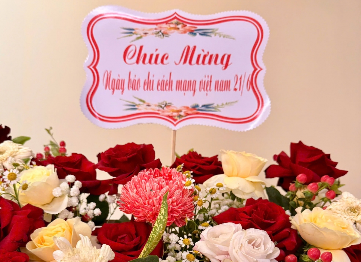 Lãnh đạo VIUP chúc mừng nhân kỷ niệm ngày Báo chí cách mạng Việt Nam