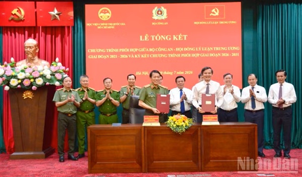 Nâng tầm nghiên cứu lý luận những vấn đề mới trong tư duy, nhận thức của Đảng về an ninh quốc gia