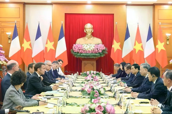 Tiếp thêm động lực mạnh mẽ cho quan hệ Đối tác chiến lược toàn diện Việt Nam-Pháp