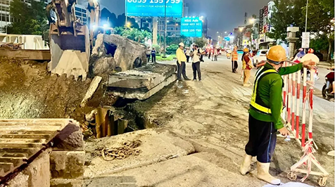 TPHCM rà soát chất lượng 3 công trình quy giao thông trọng điểm