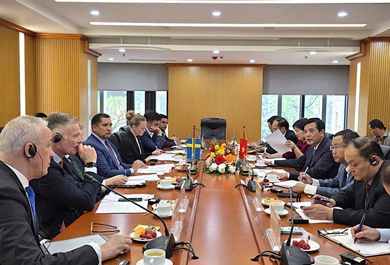 Thụy Điển muốn đồng hành cùng Việt Nam phát triển đường sắt hiện đại