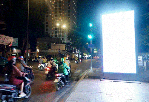 Cần sớm ban hành quy hoạch quảng cáo ngoài trời