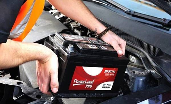 Bộ Xây dựng ban hành hai quy chuẩn quốc gia về động cơ và ắc quy cho mô tô, xe gắn máy điện