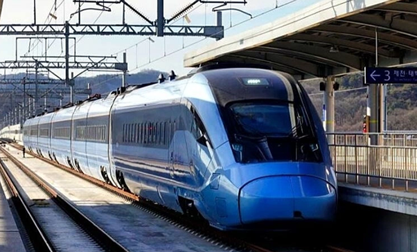 Bộ Xây dựng tham vấn tư vấn quốc tế về đường sắt tốc độ cao Bắc Nam