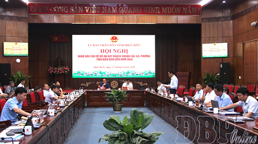 UBND tỉnh Điện Biên nghe báo cáo về đồ án quy hoạch chung của 3 xã, phường