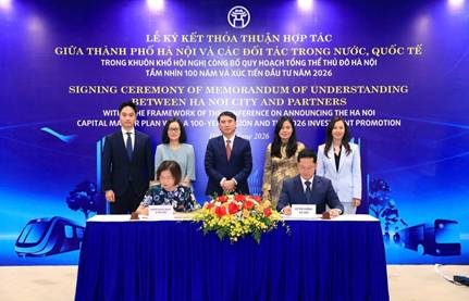 Hà Nội ký kết hợp tác với 5 ngân hàng, huy động nguồn vốn cho phát triển Thủ đô