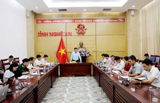 UBND tỉnh nghe báo cáo Đồ án điều chỉnh quy hoạch phân khu Đại lộ Vinh – Cửa Lò (Nghệ An)