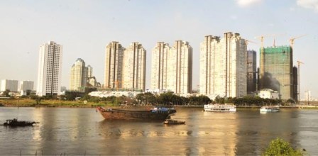 Two major plans to form HCM City centre alongside Saigon River 