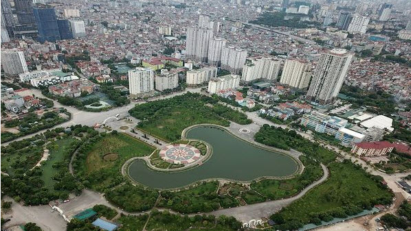 Hanoi needs effective planning to develop urban green spaces