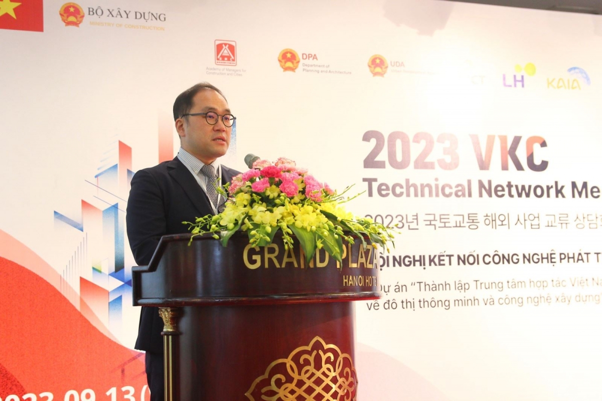 Workshop connecting urban development technology and smart infrastructure in Vietnam
