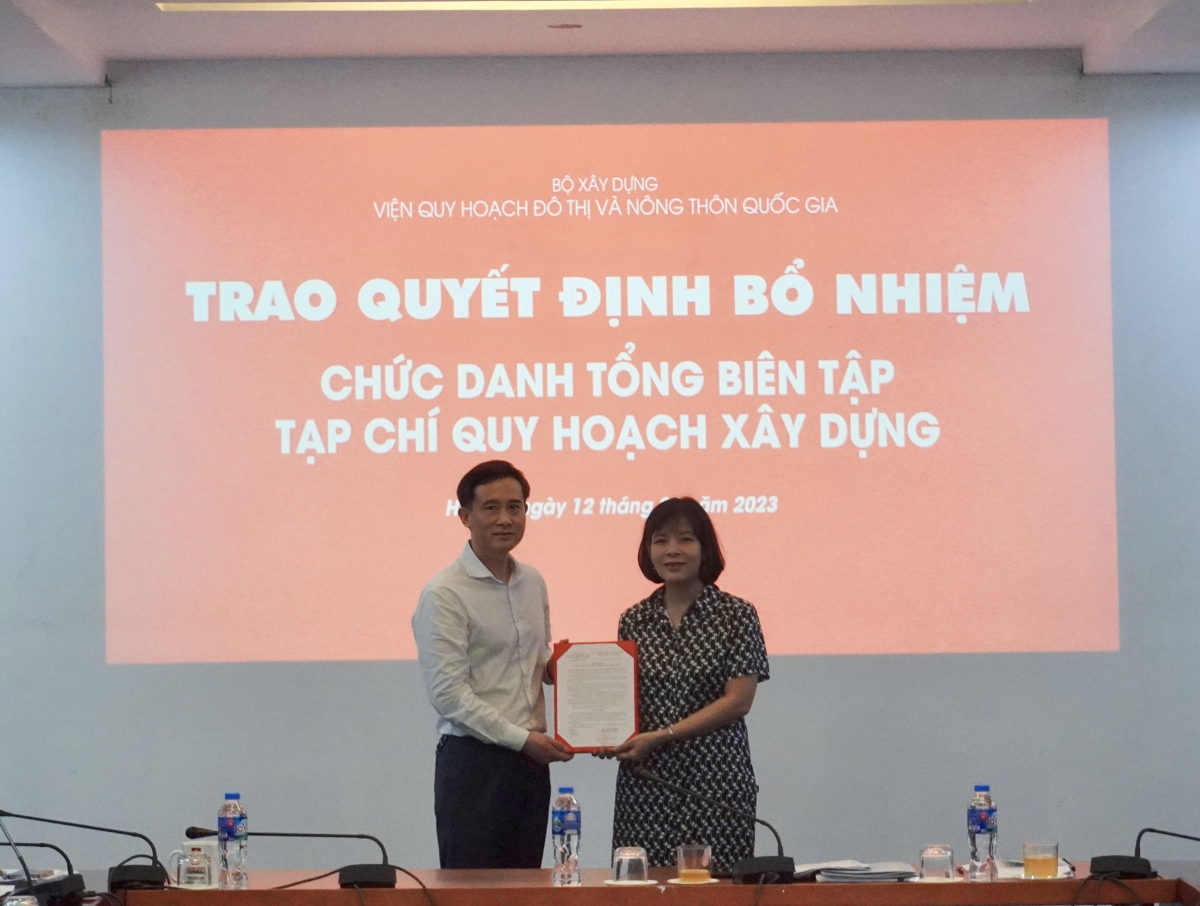 VIUP tổ chức Hội nghị sơ kết công tác 6 tháng đầu năm 2023 và trao quyết định bổ nhiệm Tổng biên tập tạp chí Quy hoạch Xây dựng