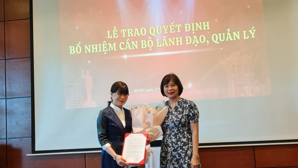 Lễ trao quyết định tiếp nhận và bổ nhiệm 