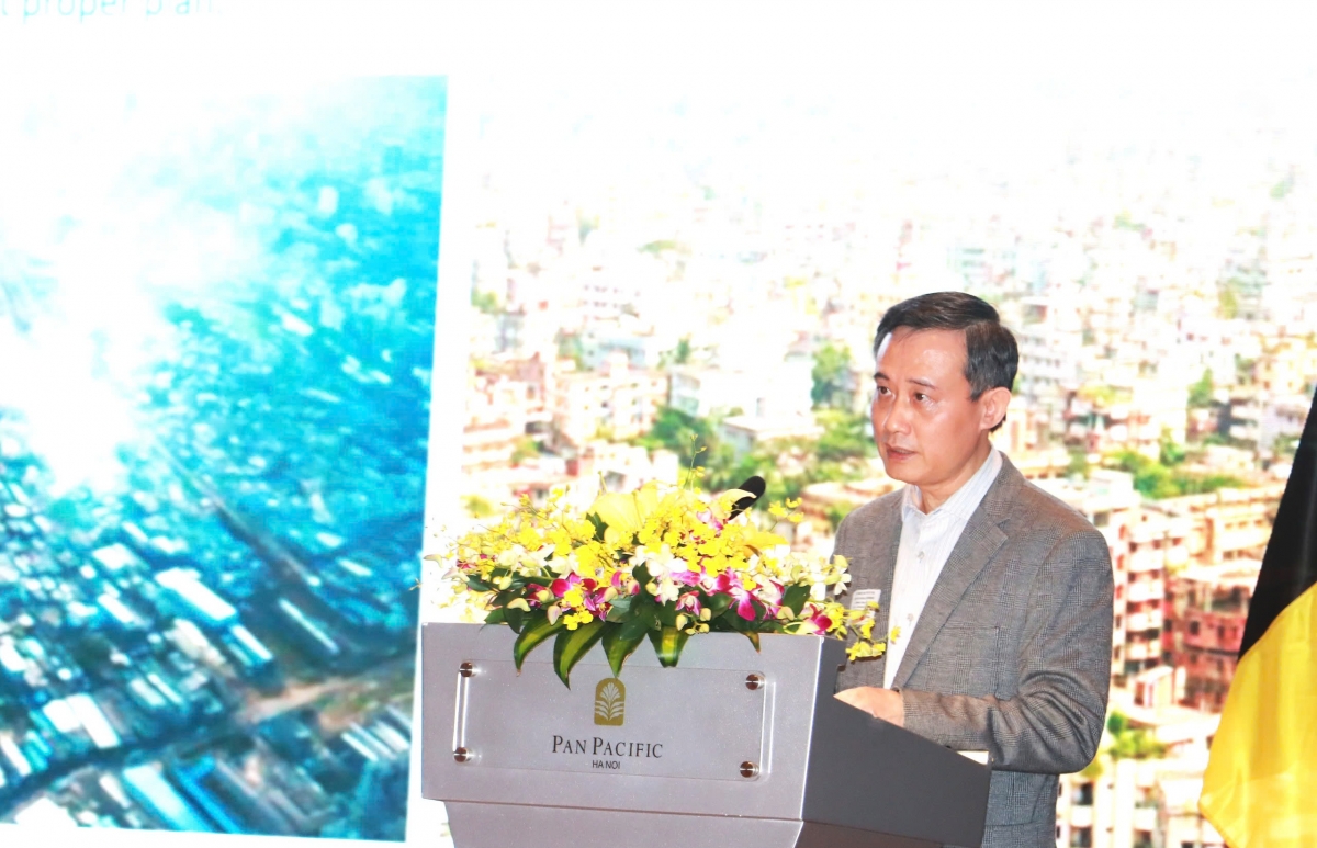 Viện trưởng Hoàng Vĩnh Hưng tham dự và trình bày tham luận tại hội thảo hợp tác Việt - Bỉ “Các giải pháp phát triển bền vững - Kiến tạo ngày mai: Tầm nhìn cho các đô thị linh hoạt và bền vững”